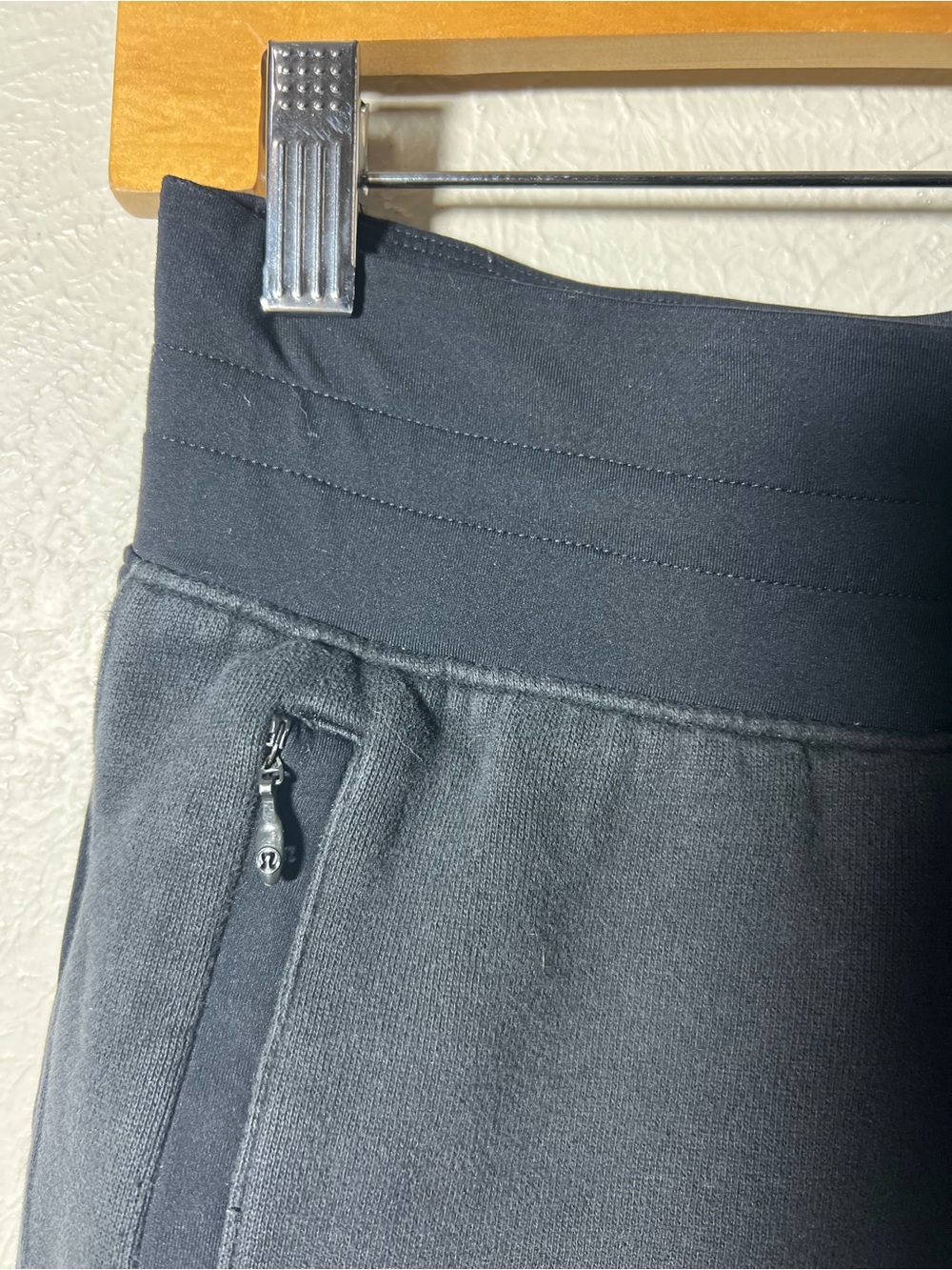 Lululemon Scuba High Rise Joggers Womens 6 - Picture 5 of 7